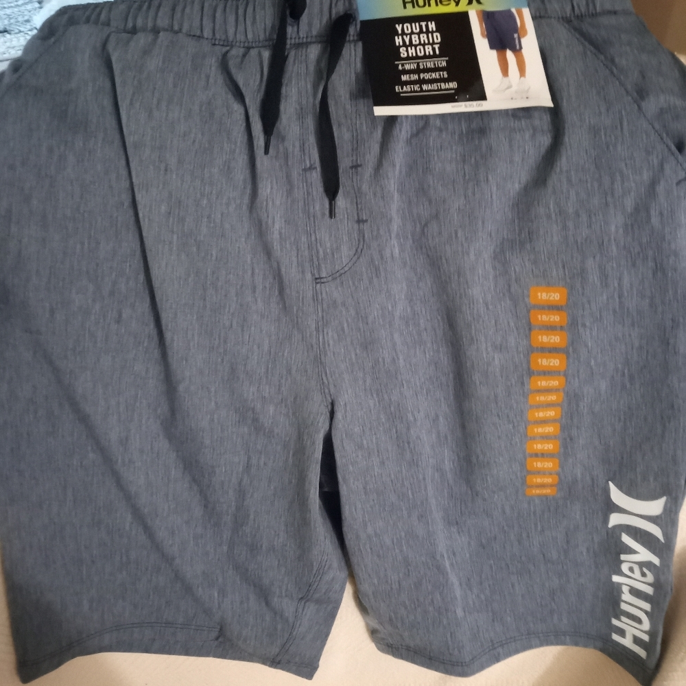 BOYS SHORTS